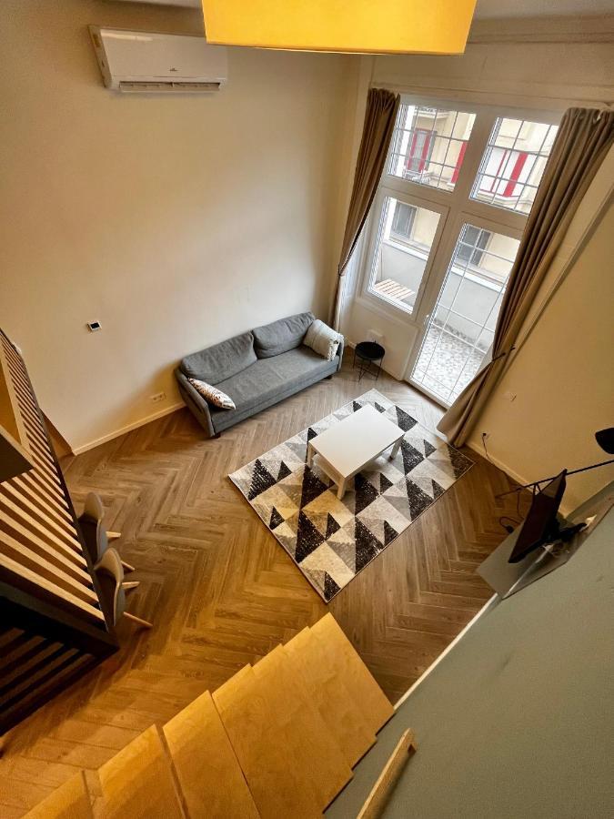 Apartament A96 *